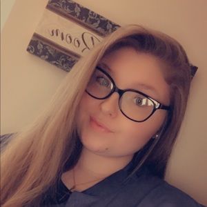 Meet your Posher, Sierra